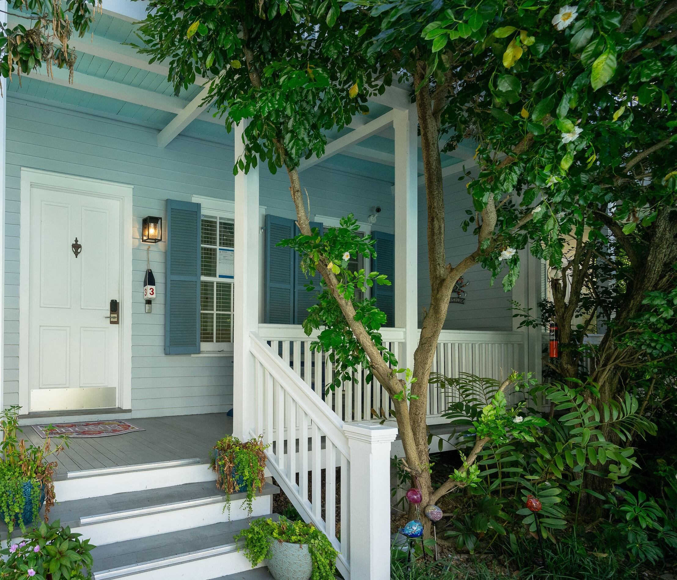 606 Truman Avenue Unit: 3