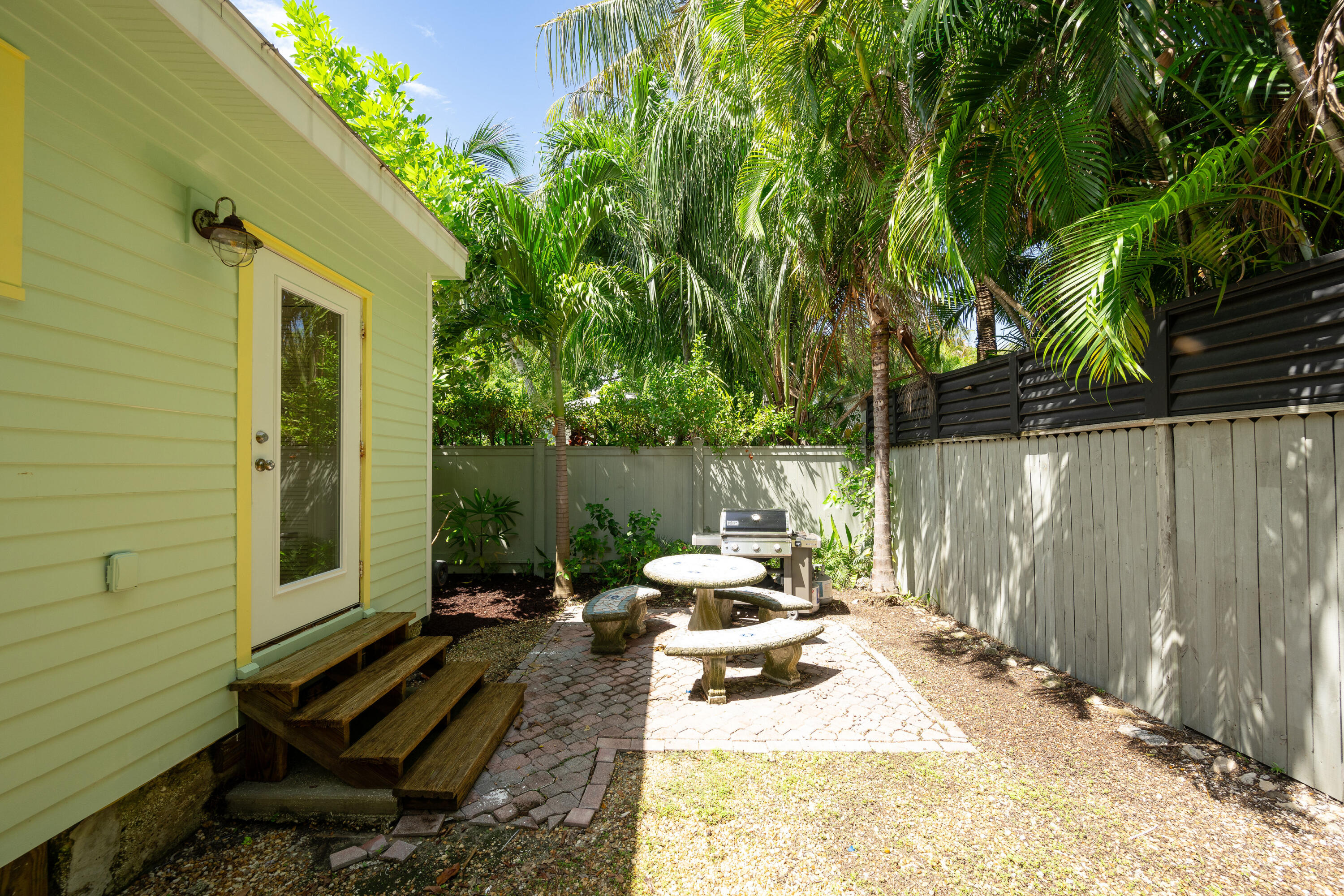 1711 Von Phister Street