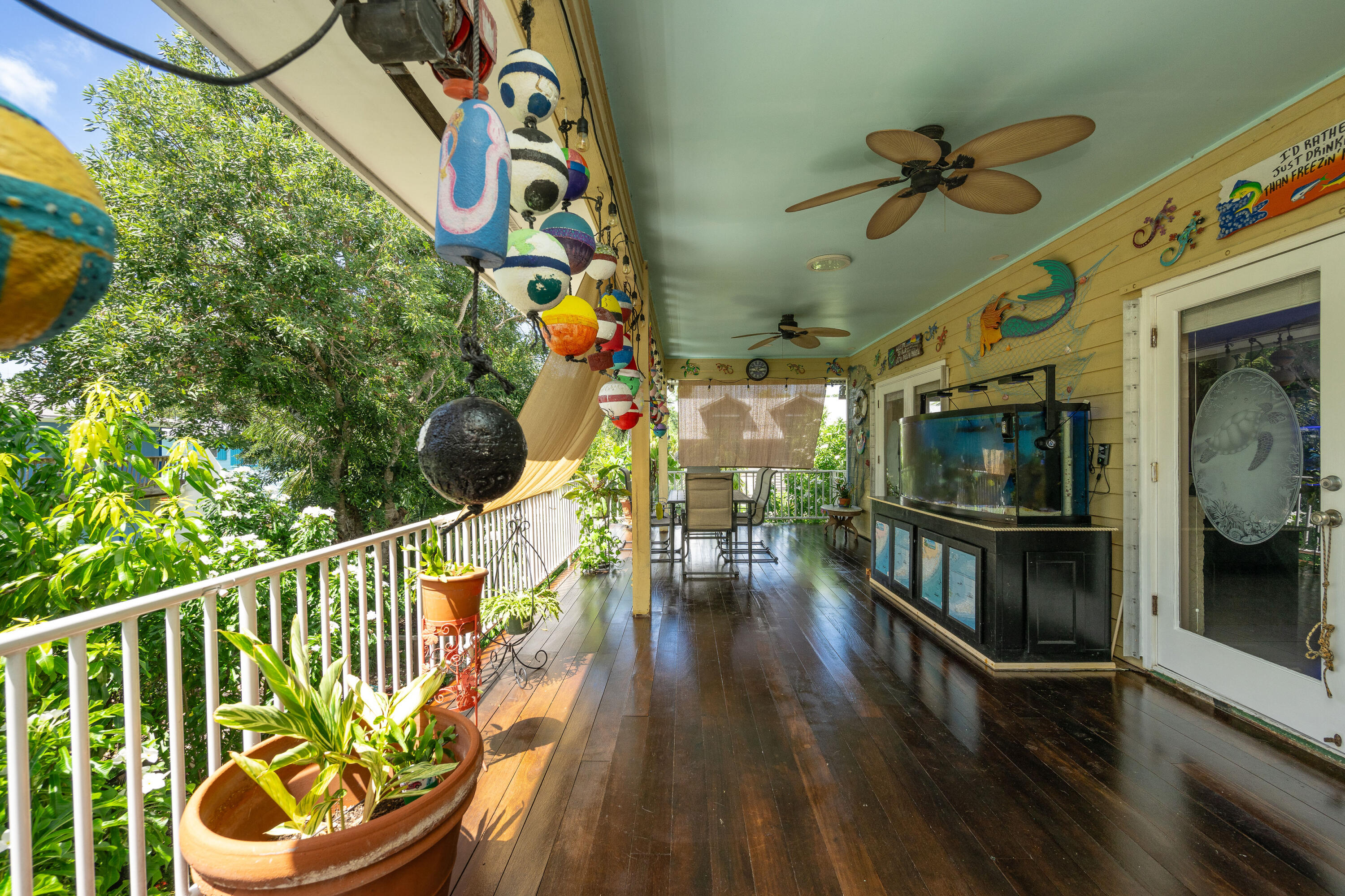 29132 Tulip Lane