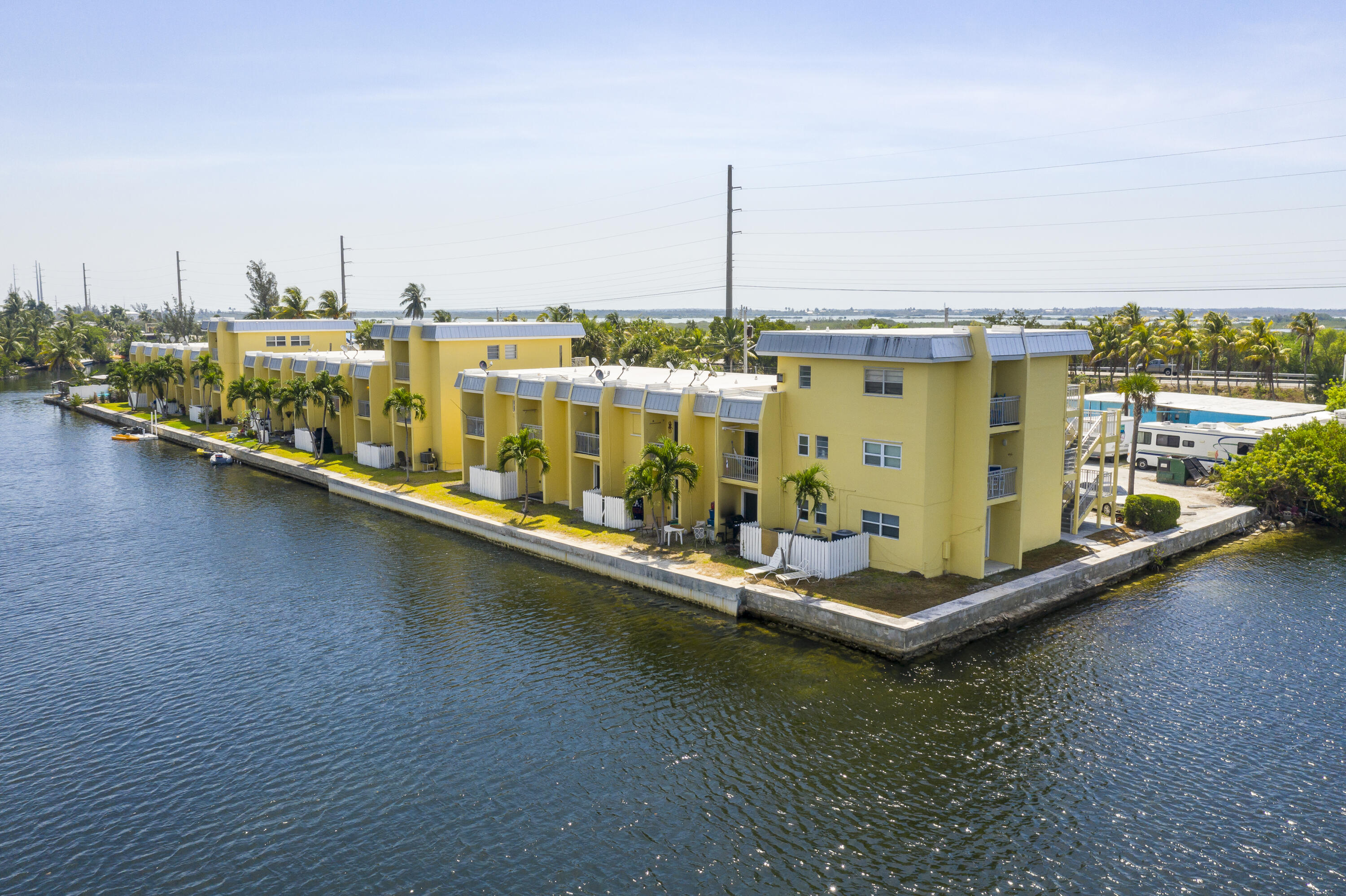 201 Coppitt Road Unit: 205A