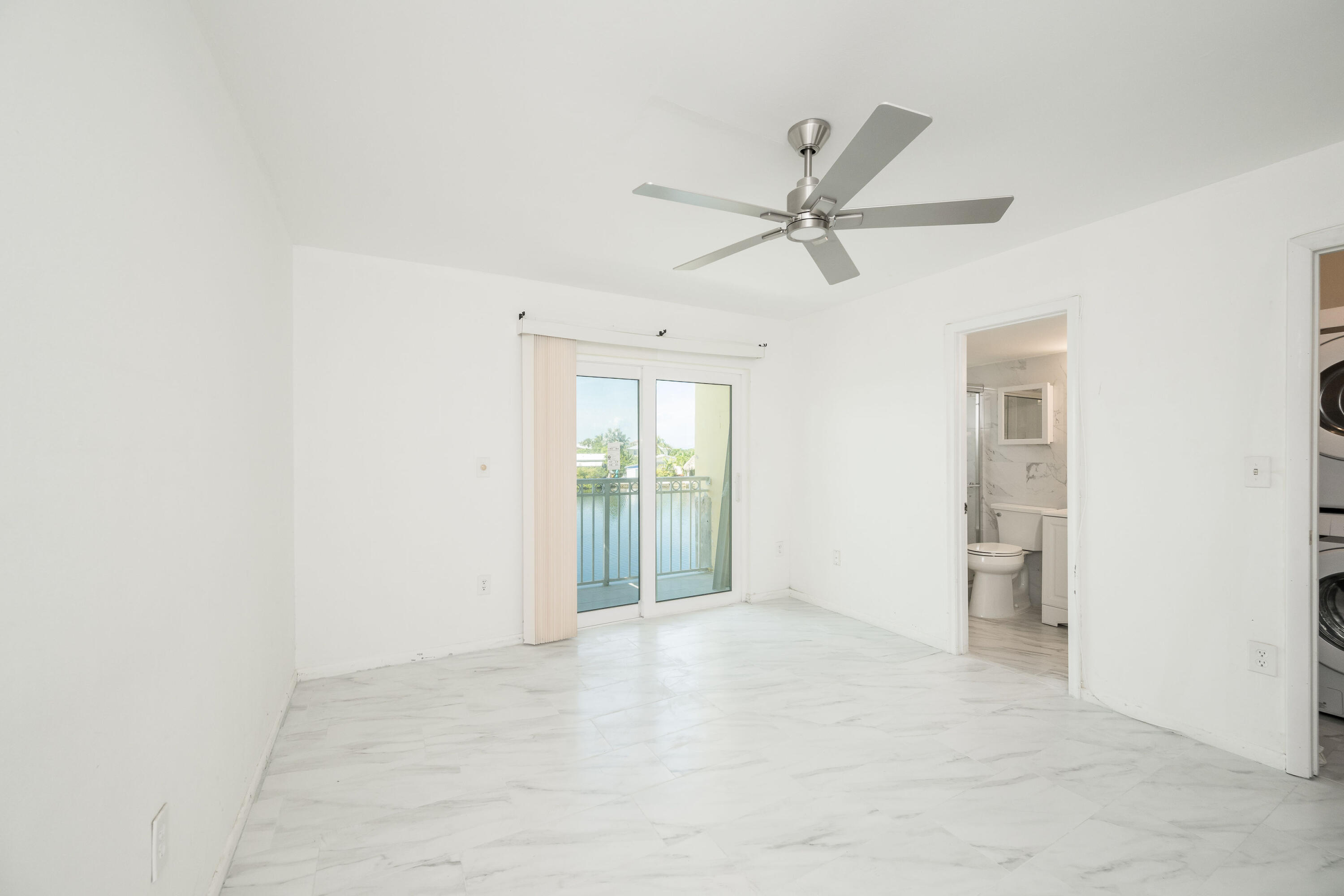 201 Coppitt Road Unit: 205A