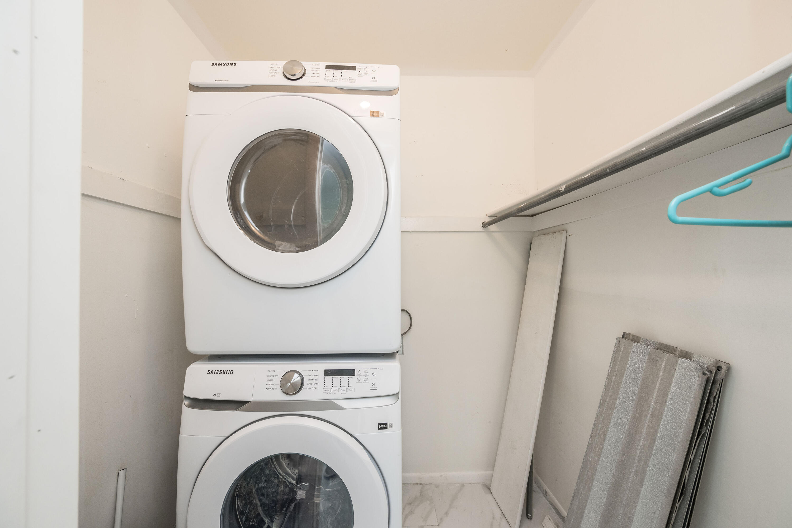 201 Coppitt Road Unit: 205A