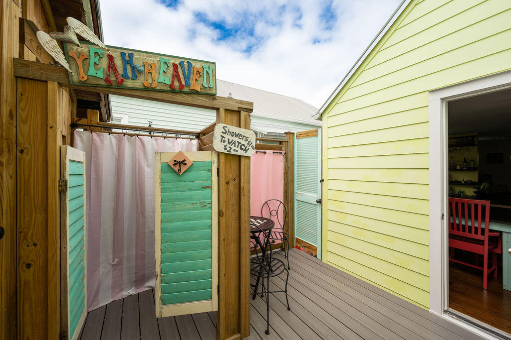 205 Julia Street