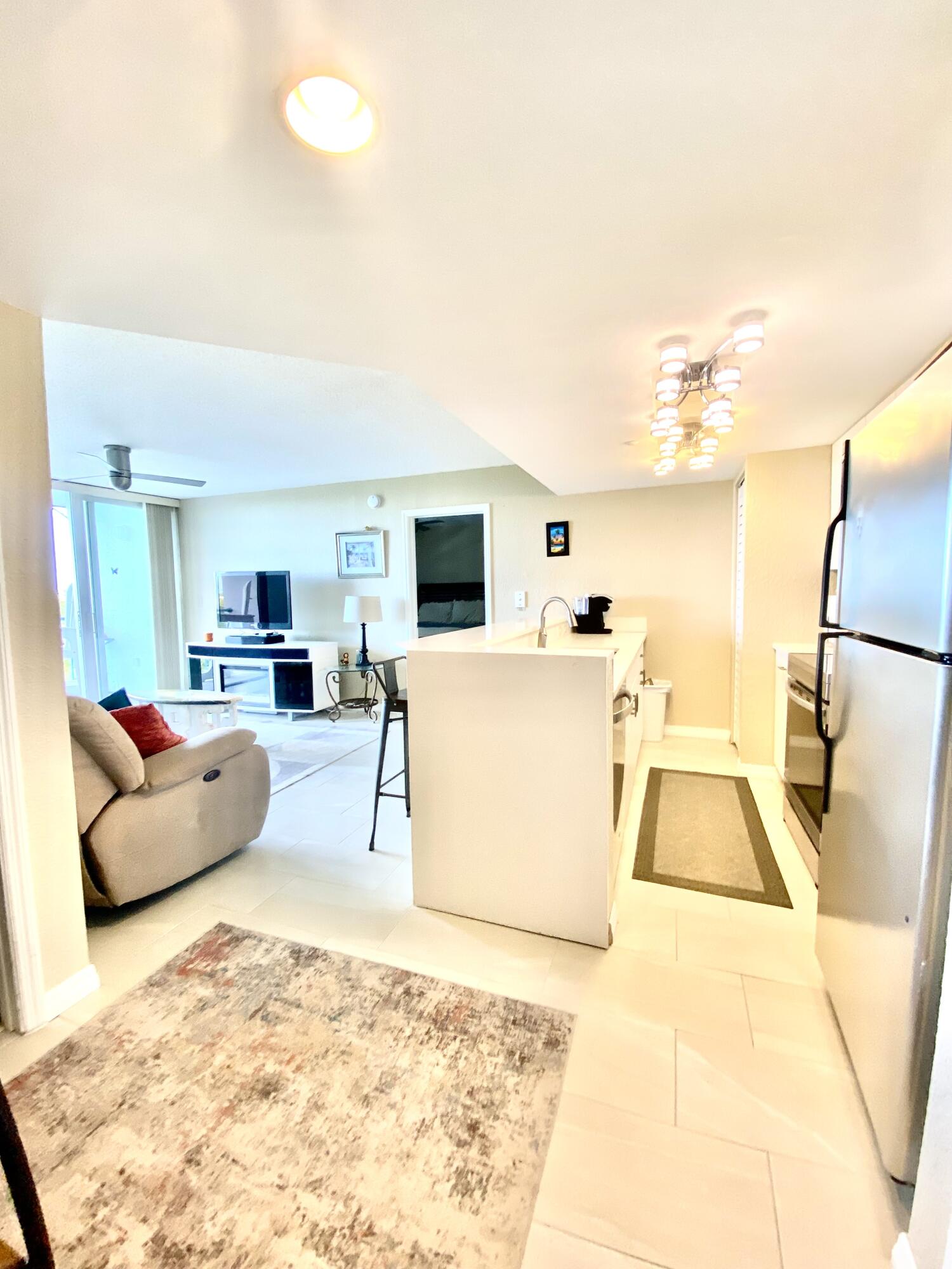 3655 Seaside Drive Unit: 427