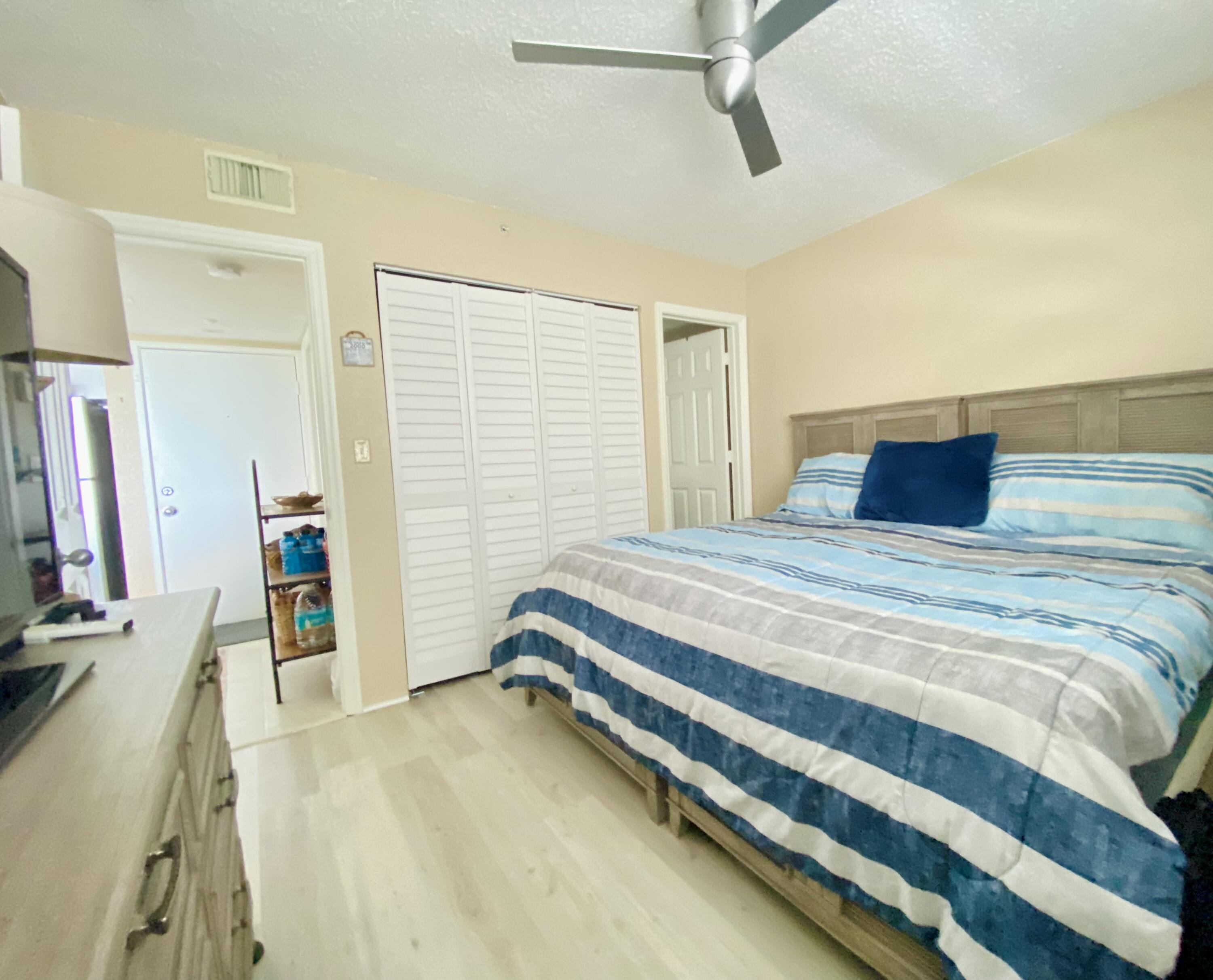 3655 Seaside Drive Unit: 427