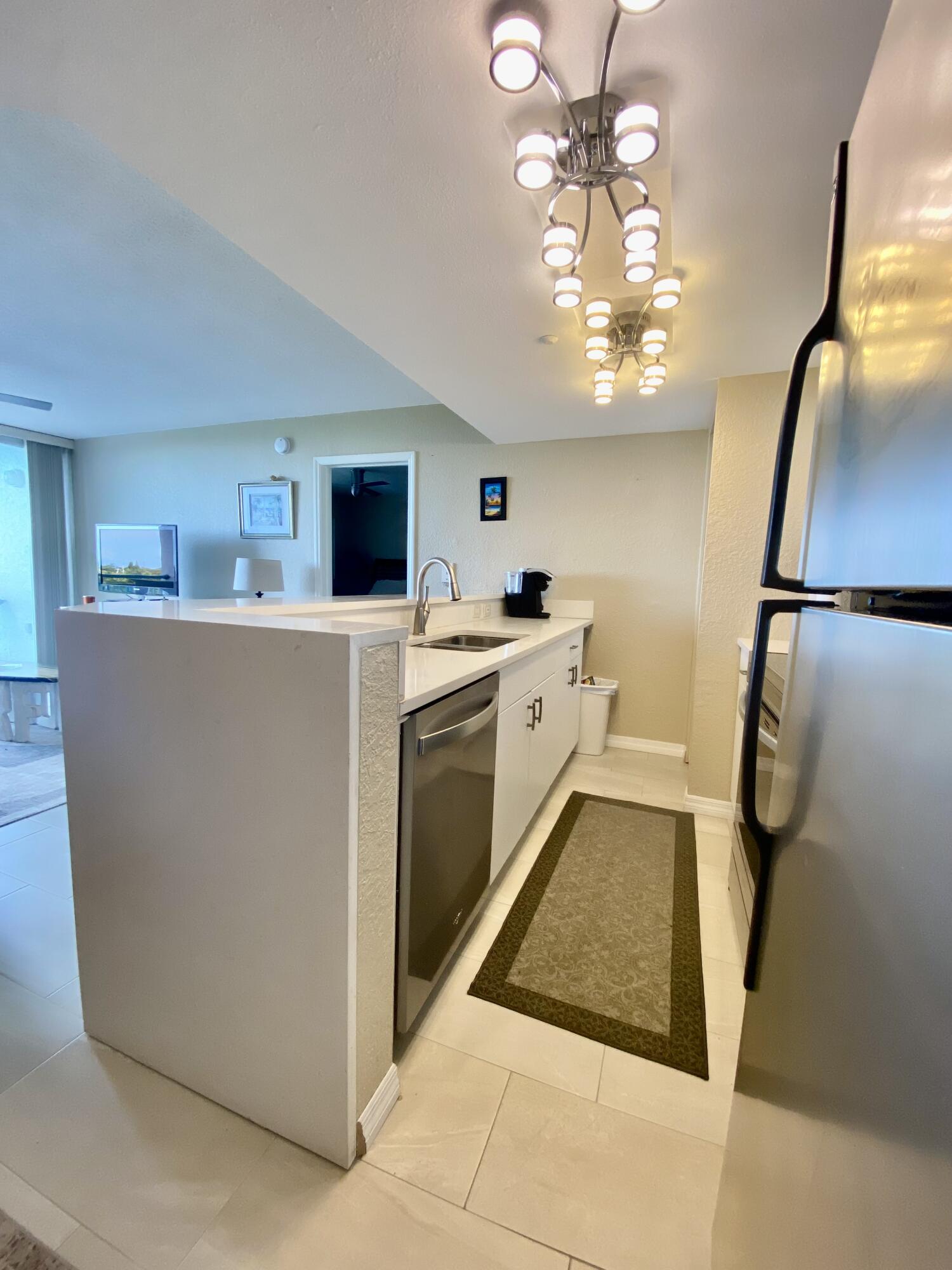 3655 Seaside Drive Unit: 427