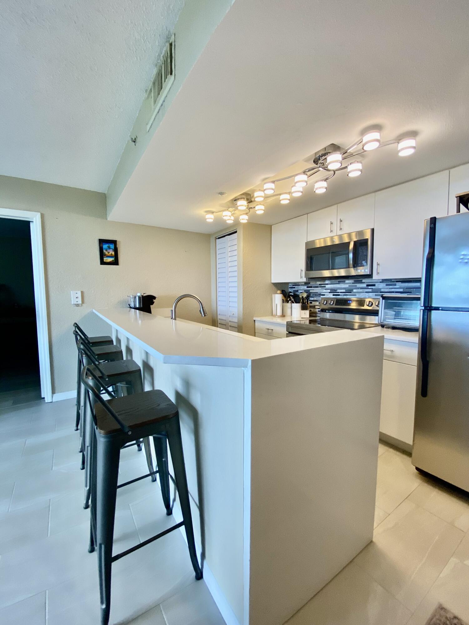 3655 Seaside Drive Unit: 427