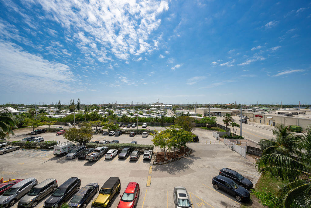 3312 Northside Drive Unit: 506