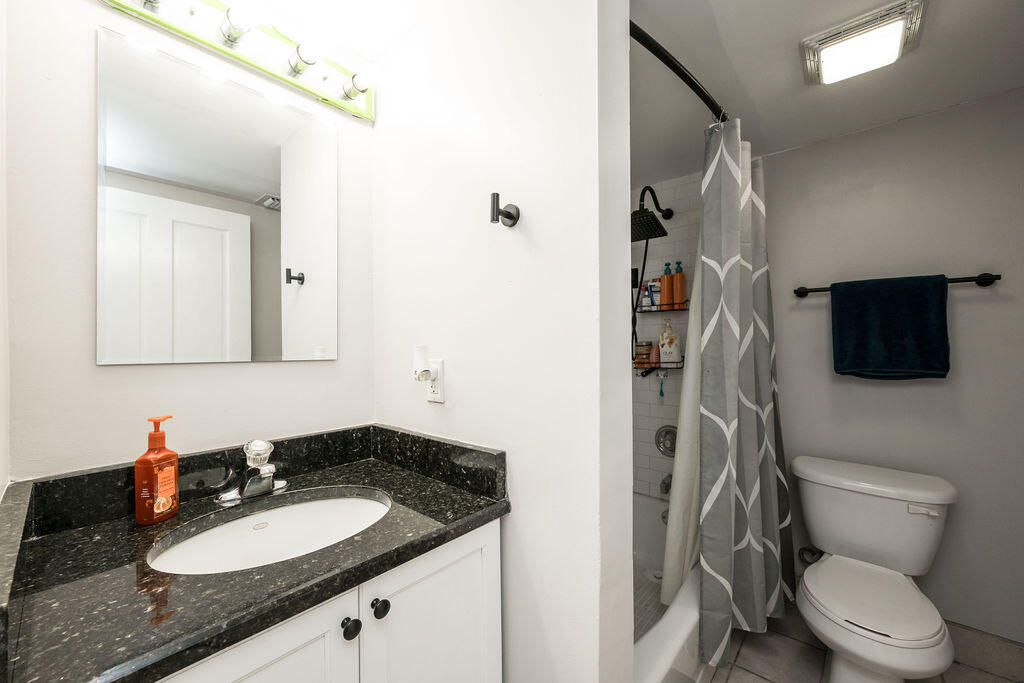 201 Coppitt Road Unit: 103A