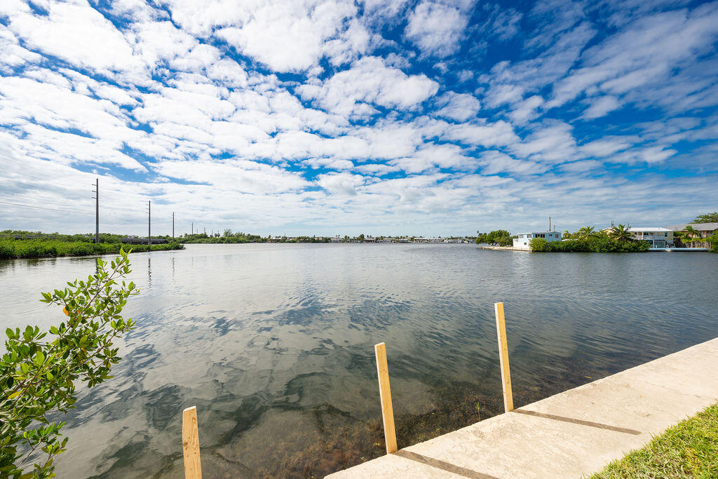 201 Coppitt Road Unit: 103A