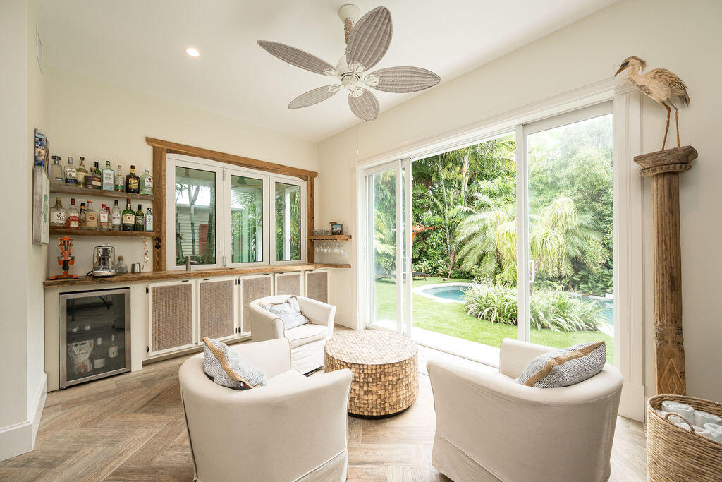 1419 Thompson Street