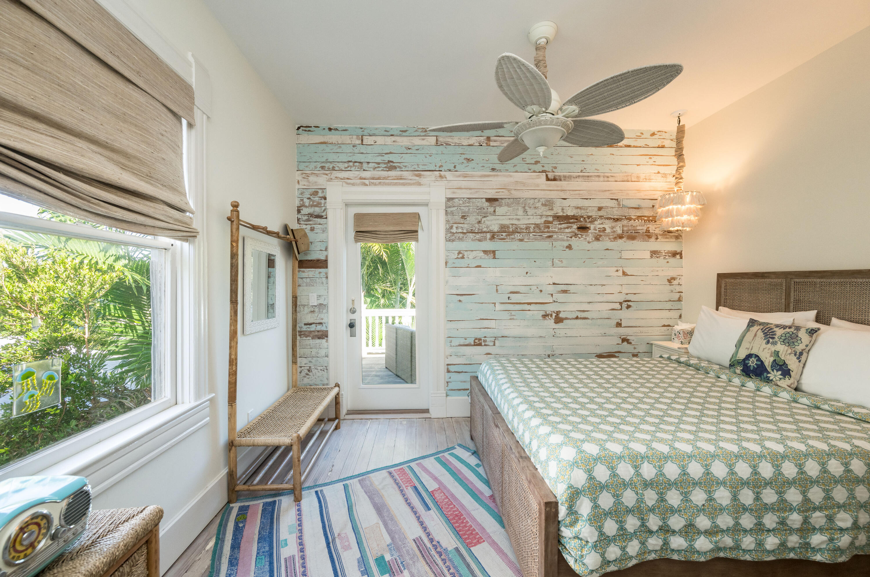 1419 Thompson Street