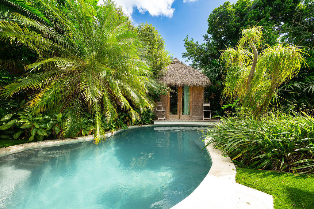 1419 Thompson Street