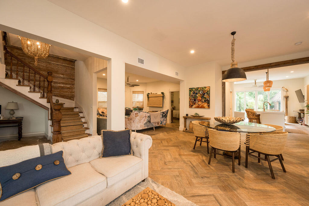 1419 Thompson Street