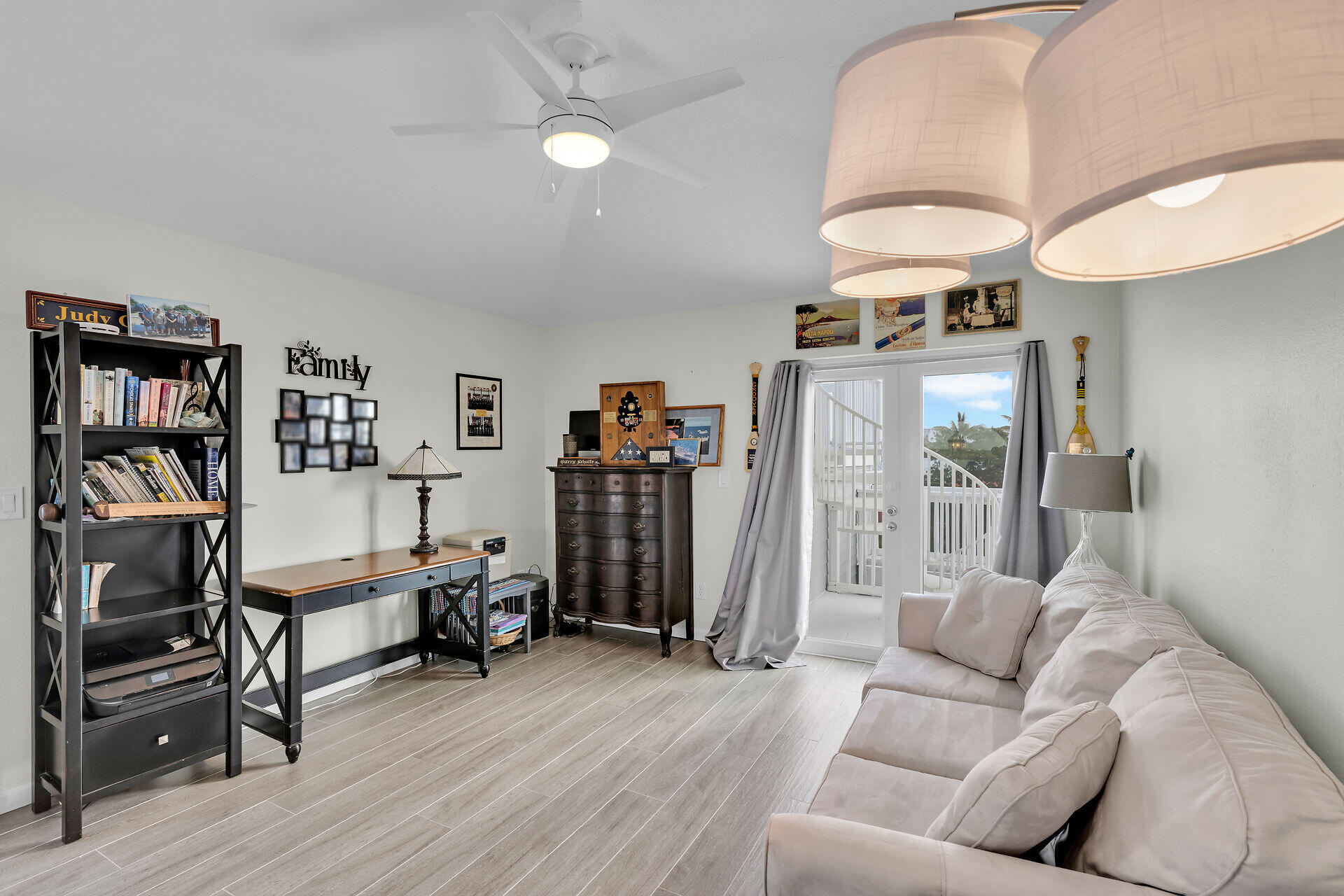 903 Indies Road