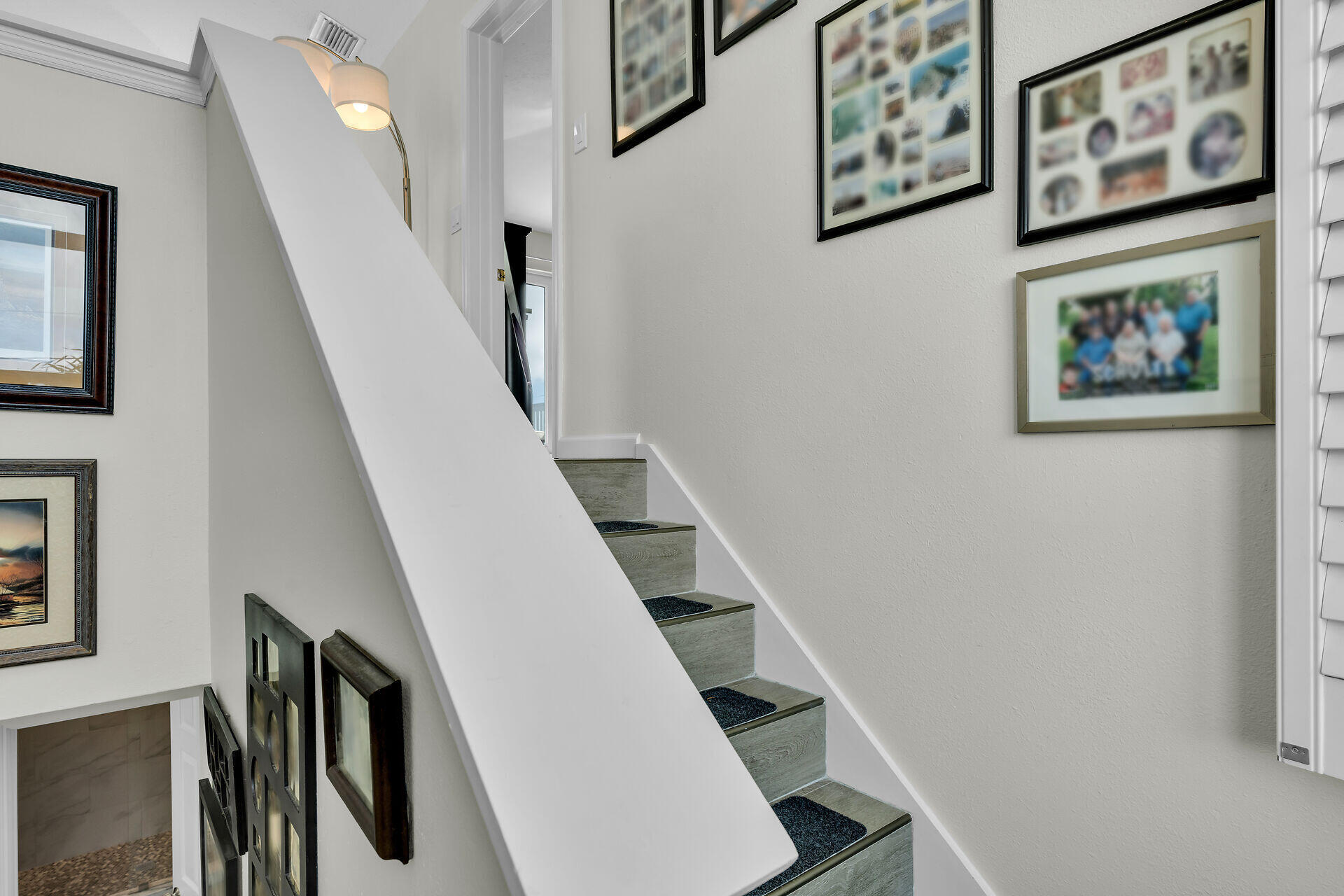 903 Indies Road