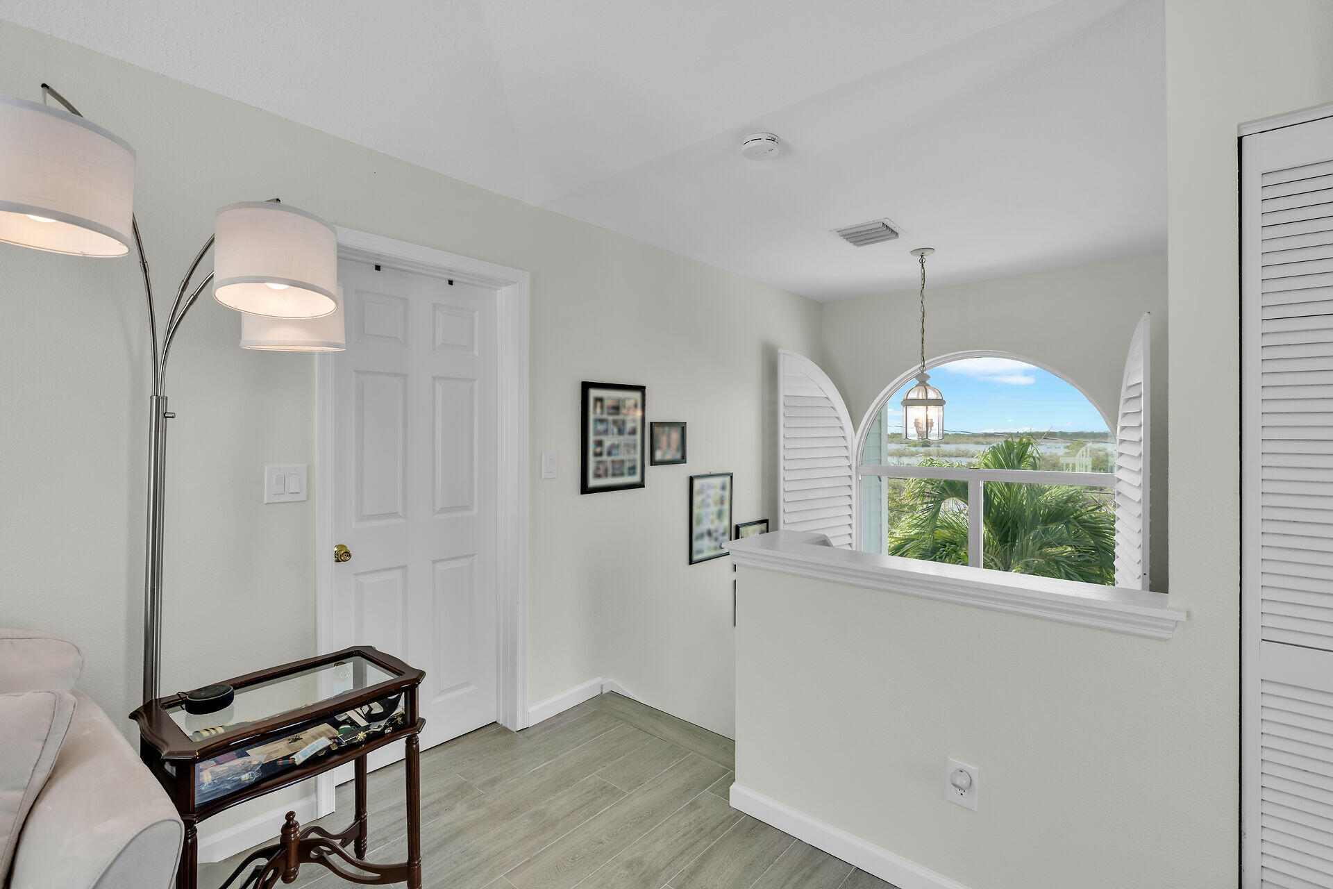 903 Indies Road