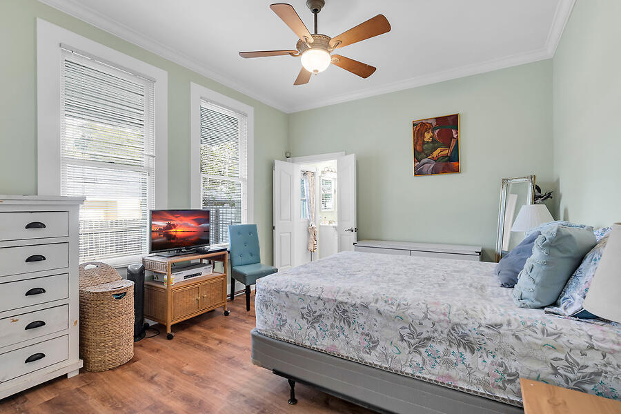 1211 Catherine Street