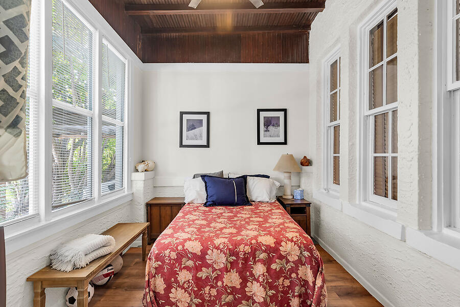 1211 Catherine Street