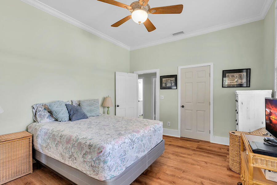 1211 Catherine Street