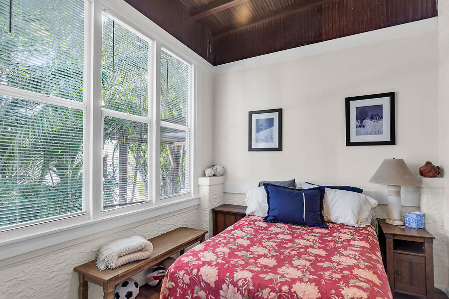 1211 Catherine Street