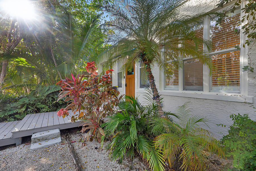 1211 Catherine Street