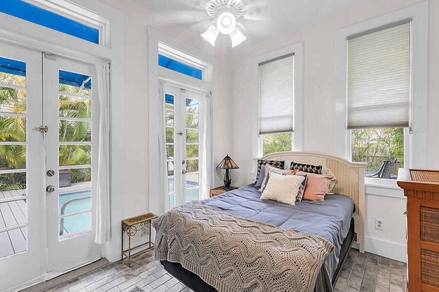 1211 Catherine Street