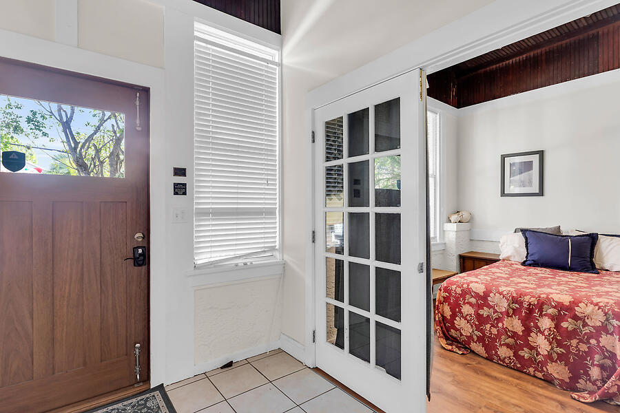 1211 Catherine Street