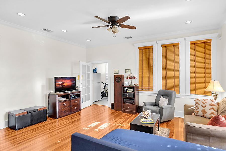 1211 Catherine Street