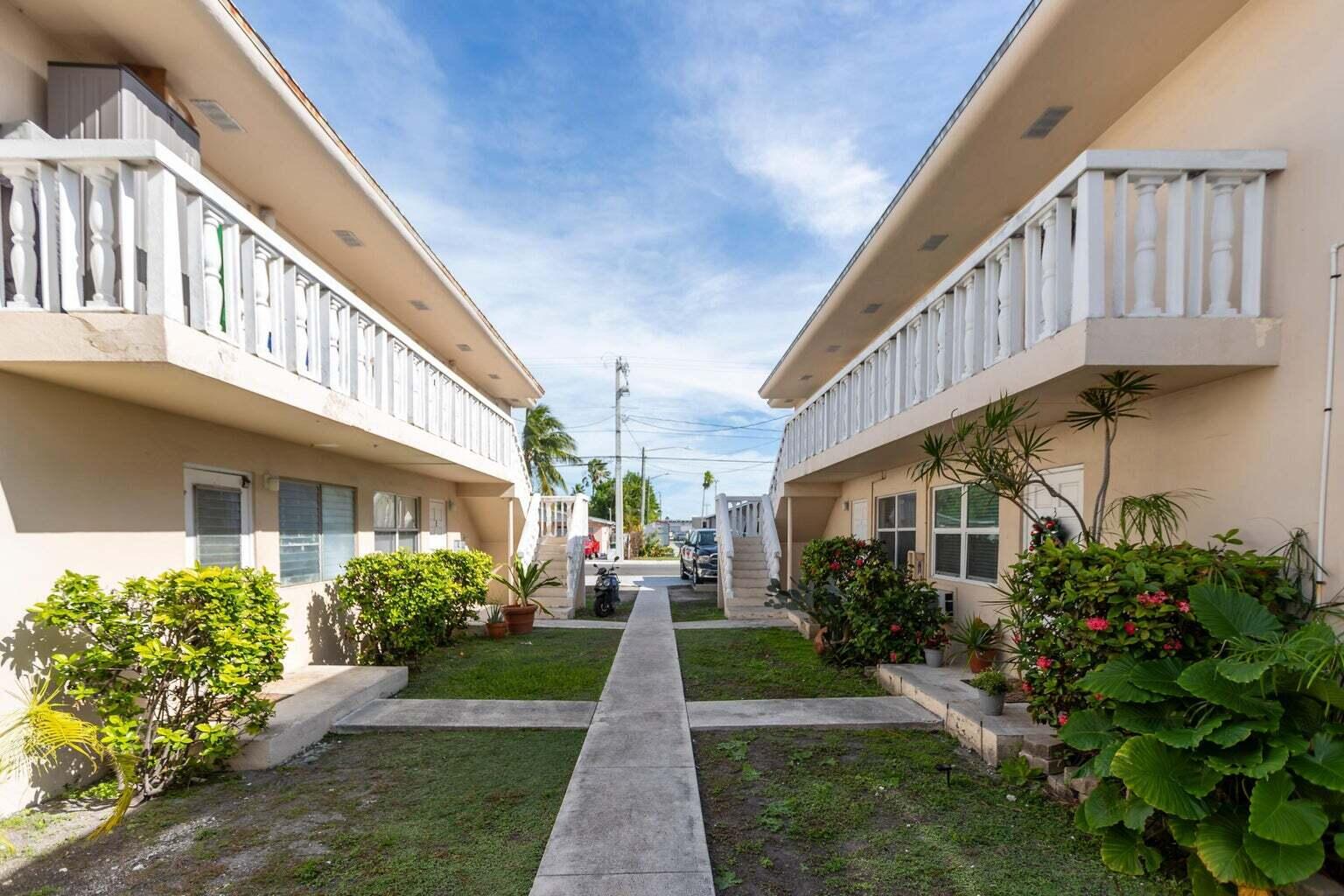 1716-1714 Bertha Street