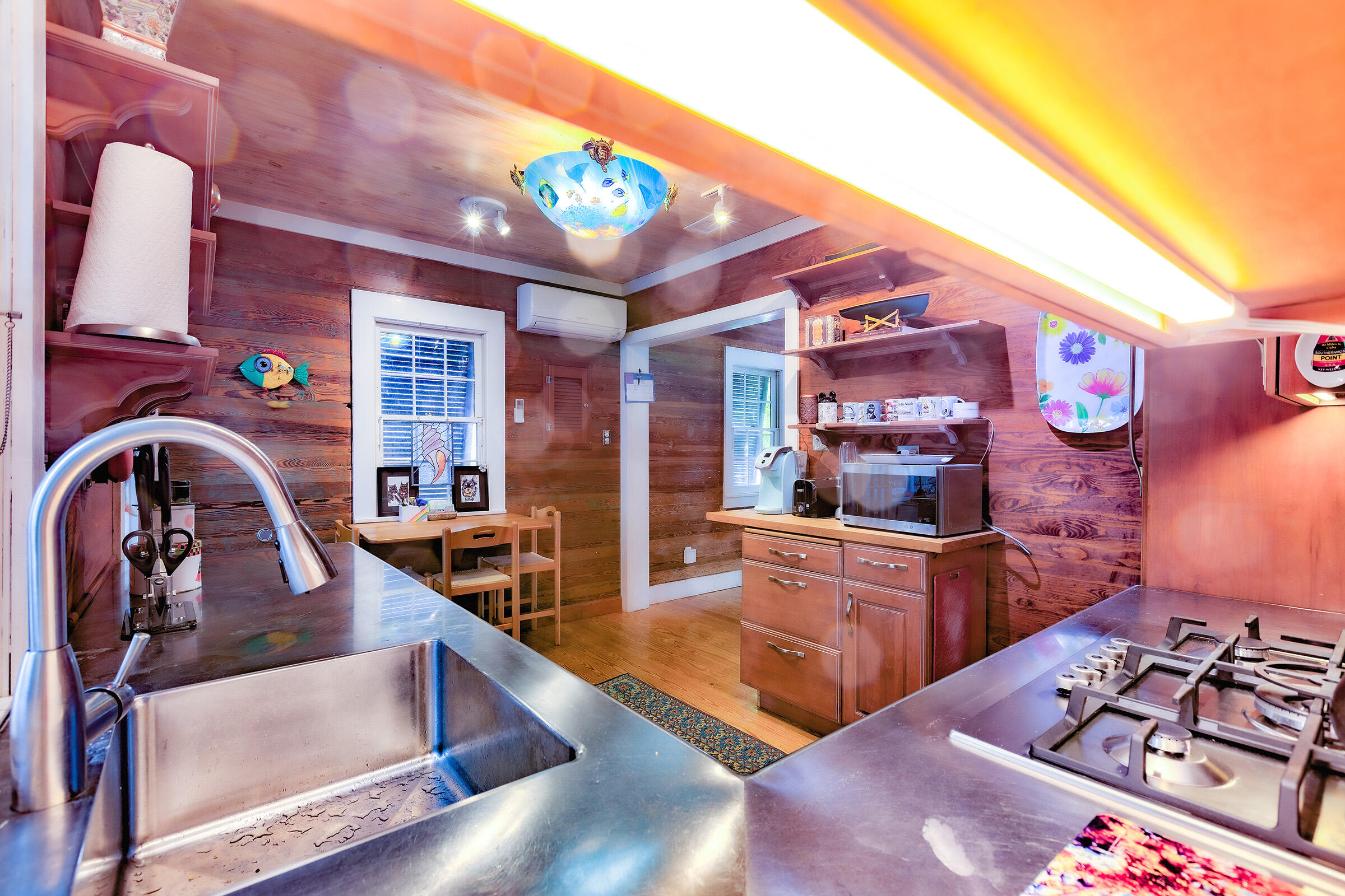 1112 Elgin Lane