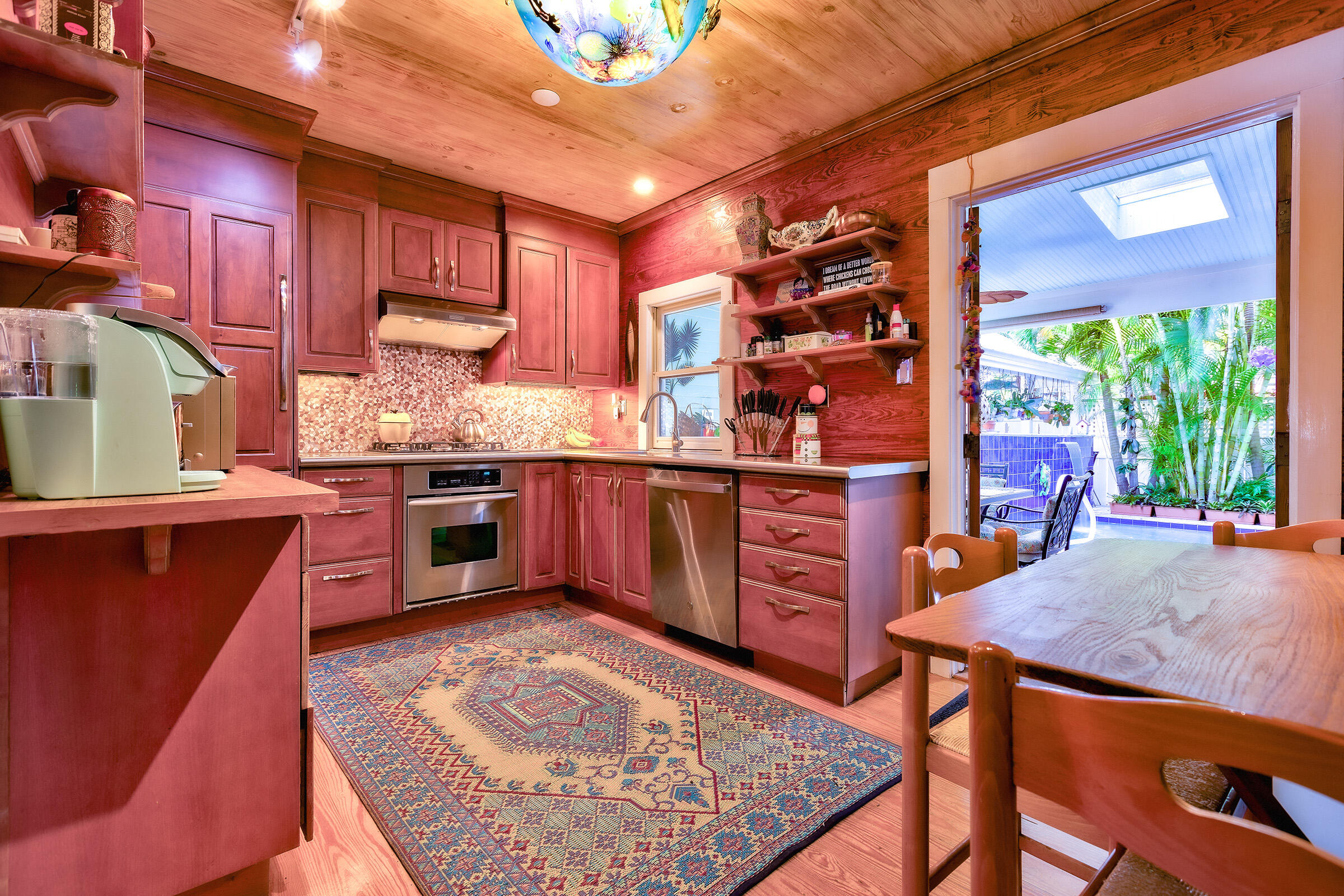 1112 Elgin Lane
