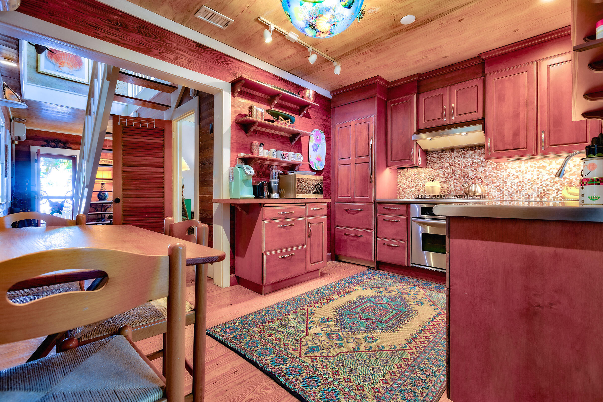 1112 Elgin Lane
