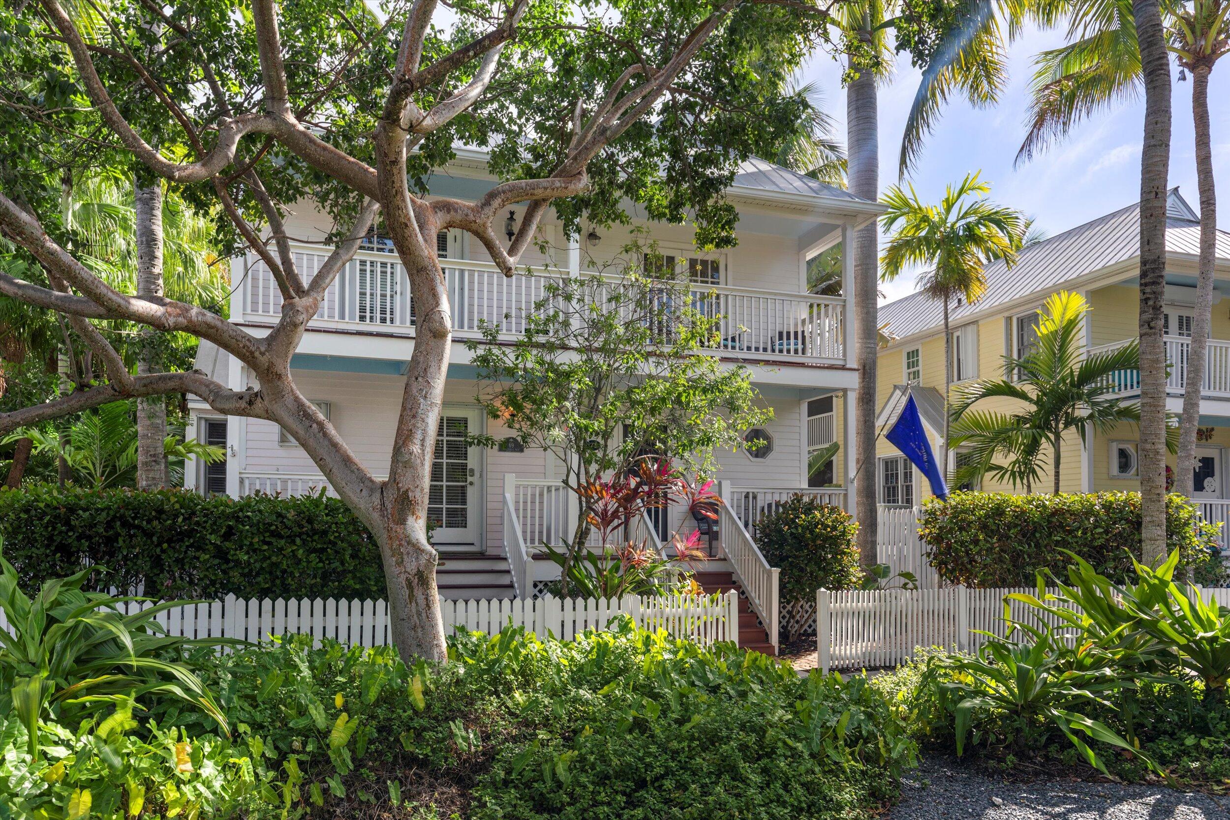 69 Spoonbill Way