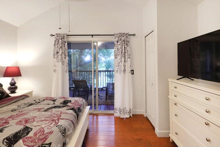 69 Spoonbill Way