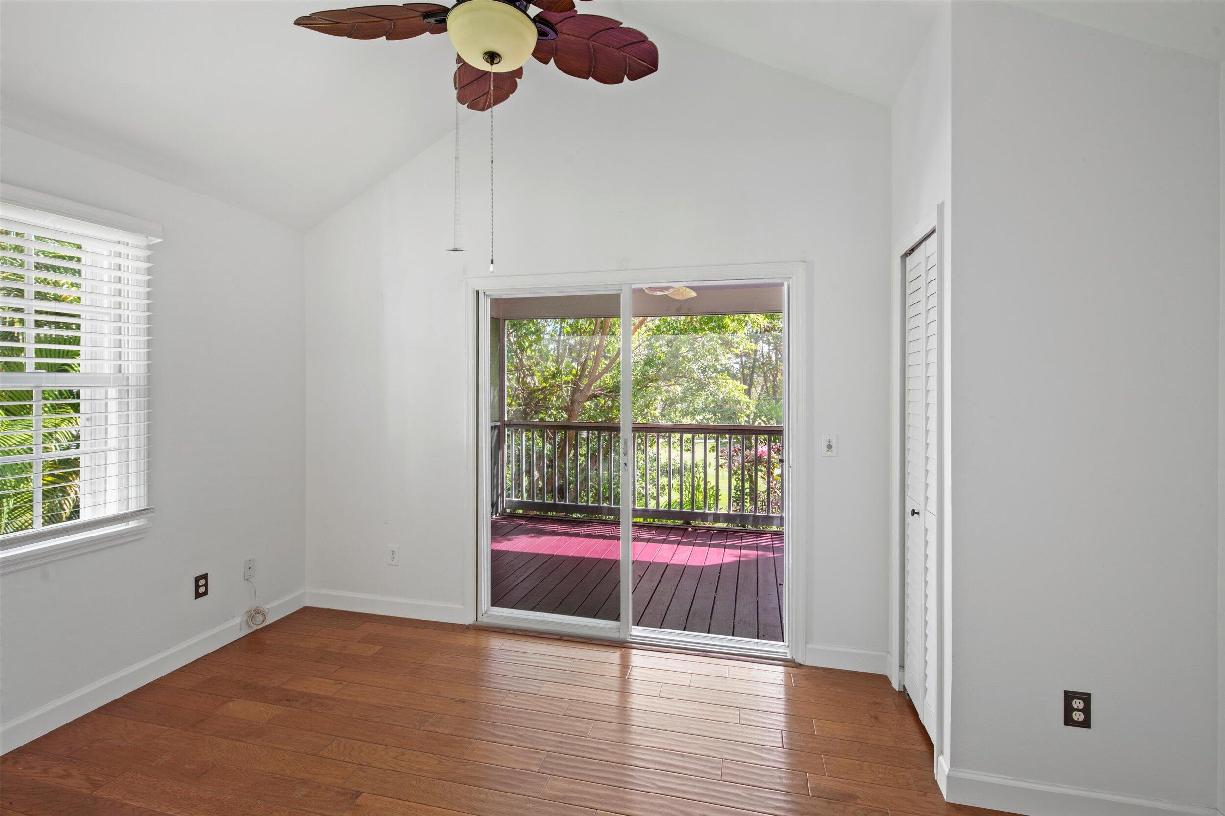 69 Spoonbill Way