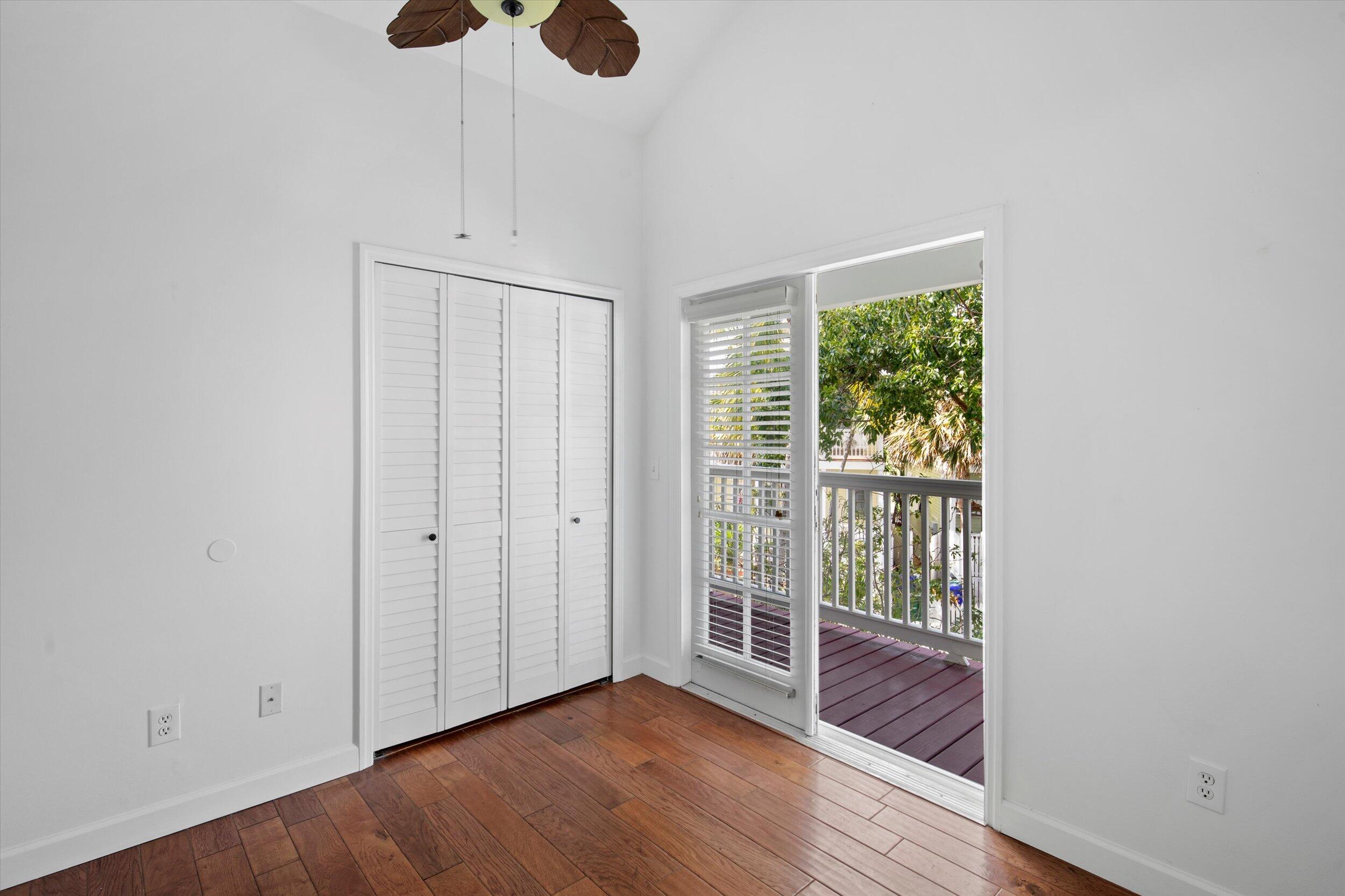 69 Spoonbill Way