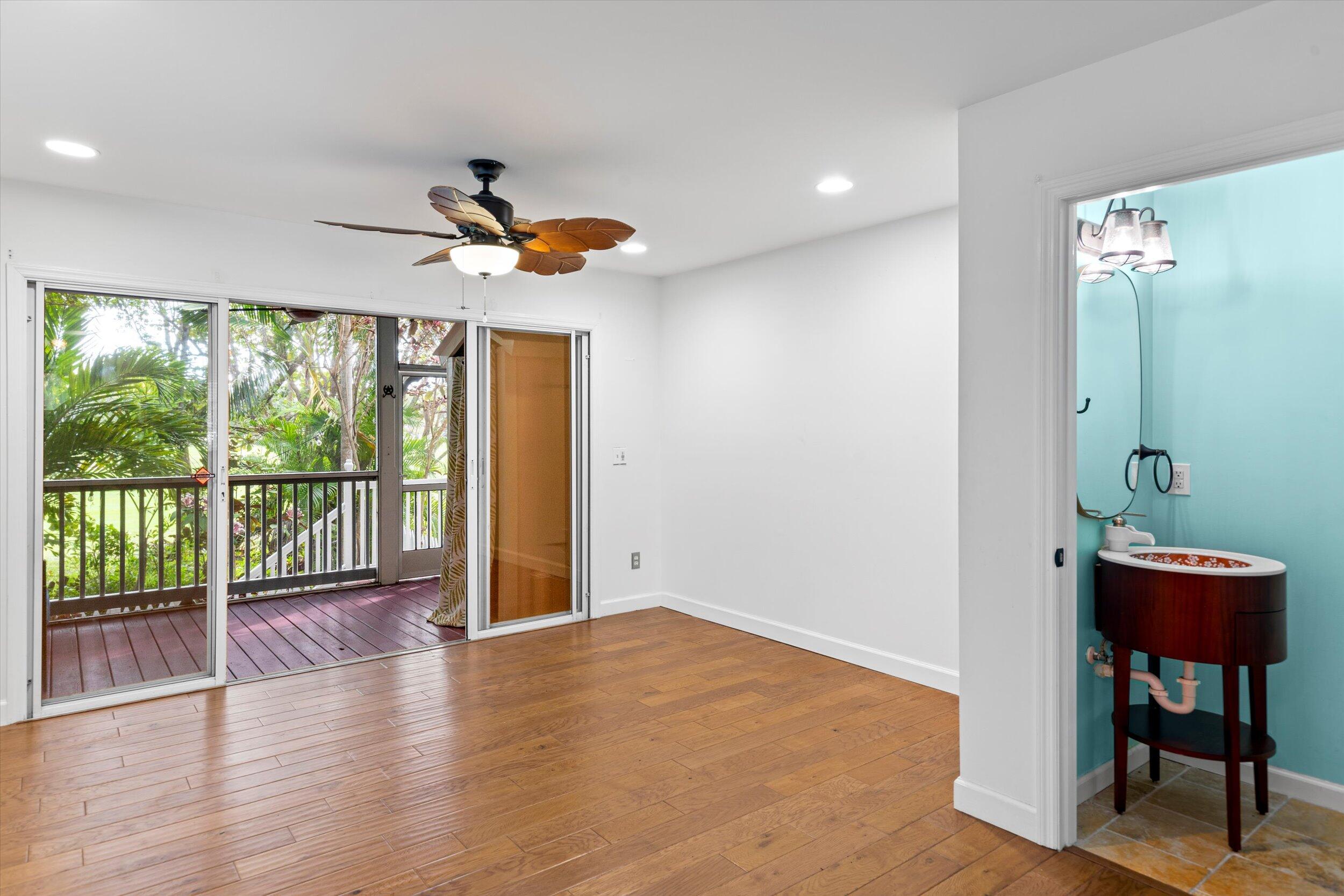 69 Spoonbill Way