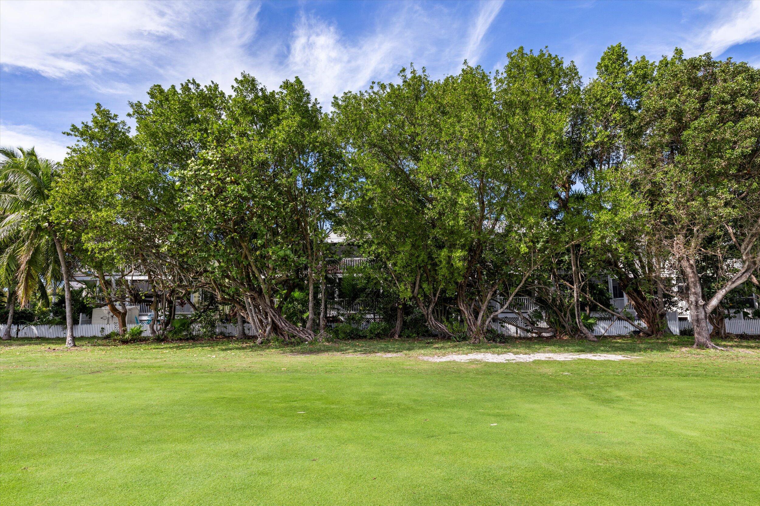 69 Spoonbill Way