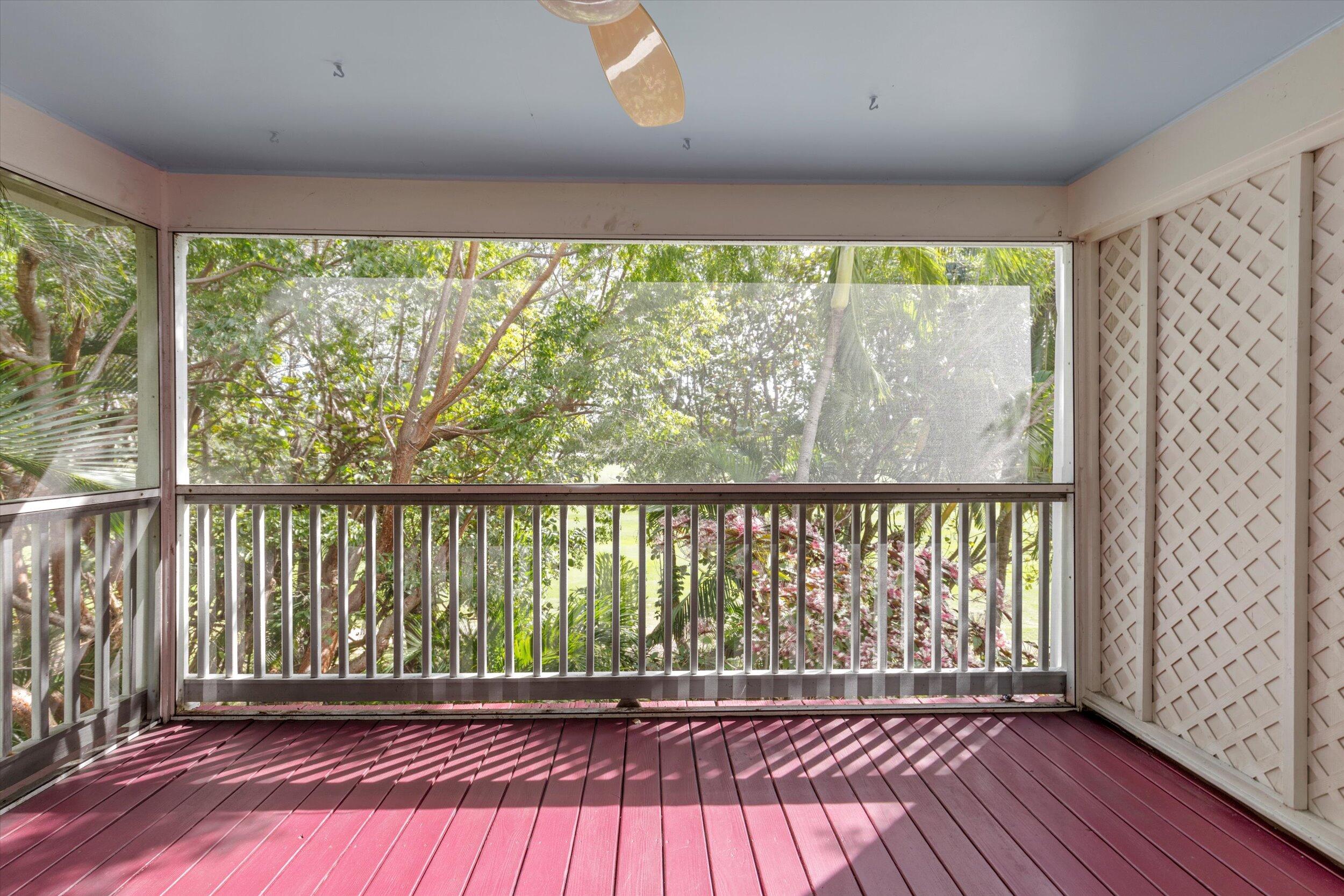 69 Spoonbill Way