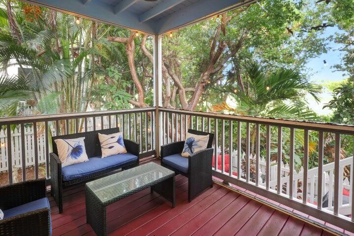 69 Spoonbill Way