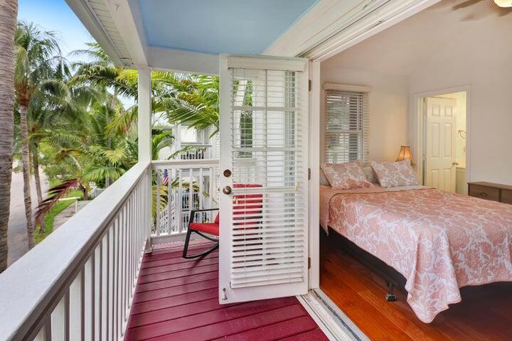 69 Spoonbill Way