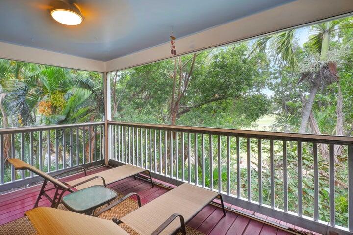 69 Spoonbill Way