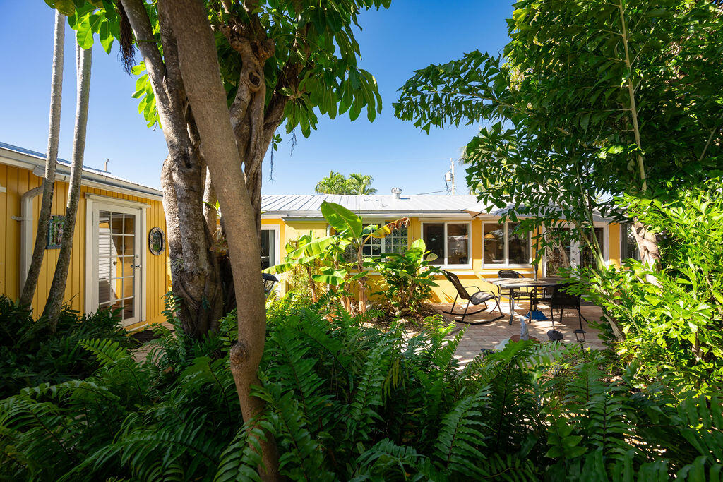 1617 Jamaica Drive