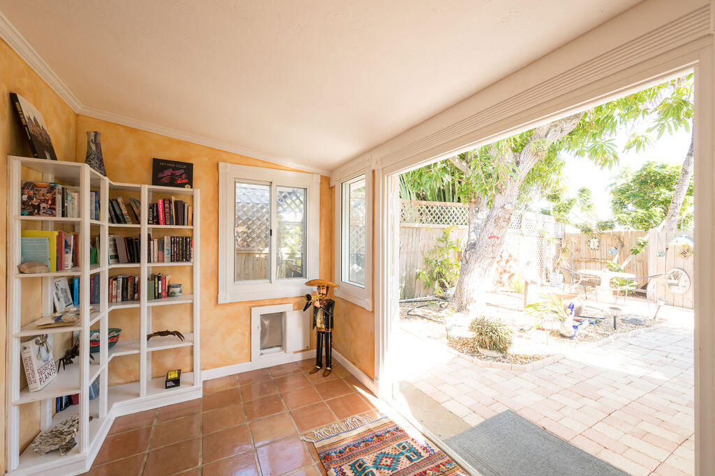 1617 Jamaica Drive