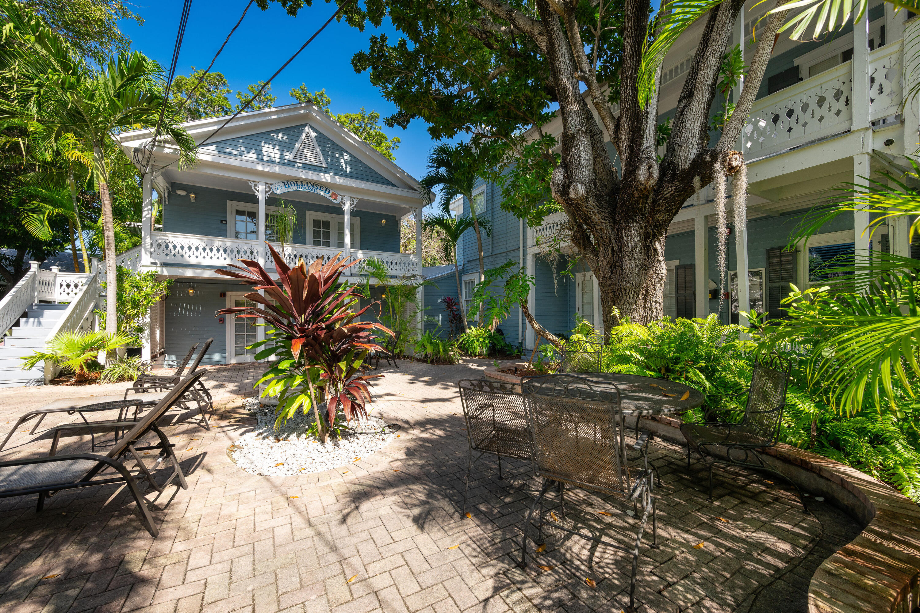 611 Southard Street Unit: 3