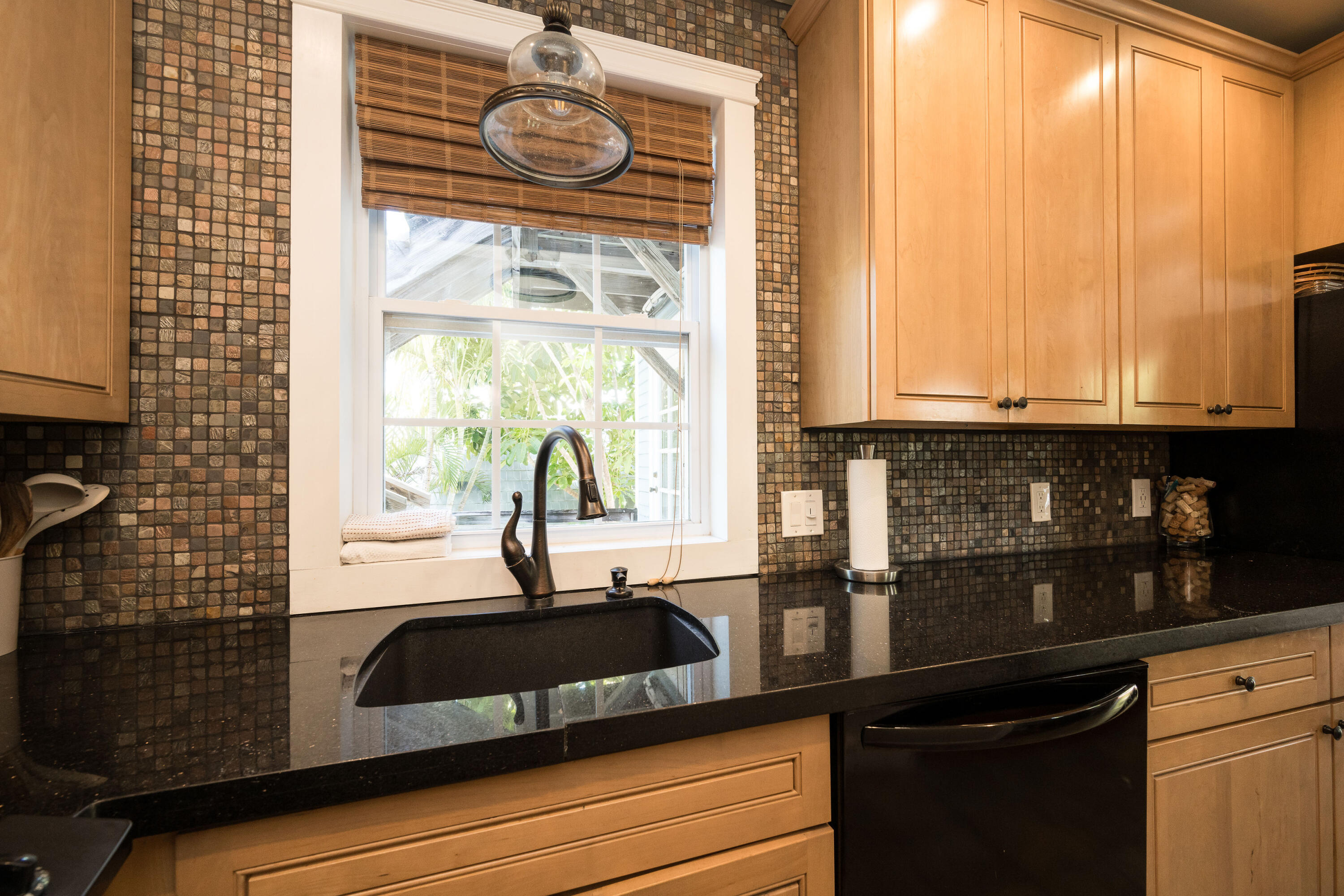 611 Southard Street Unit: 3