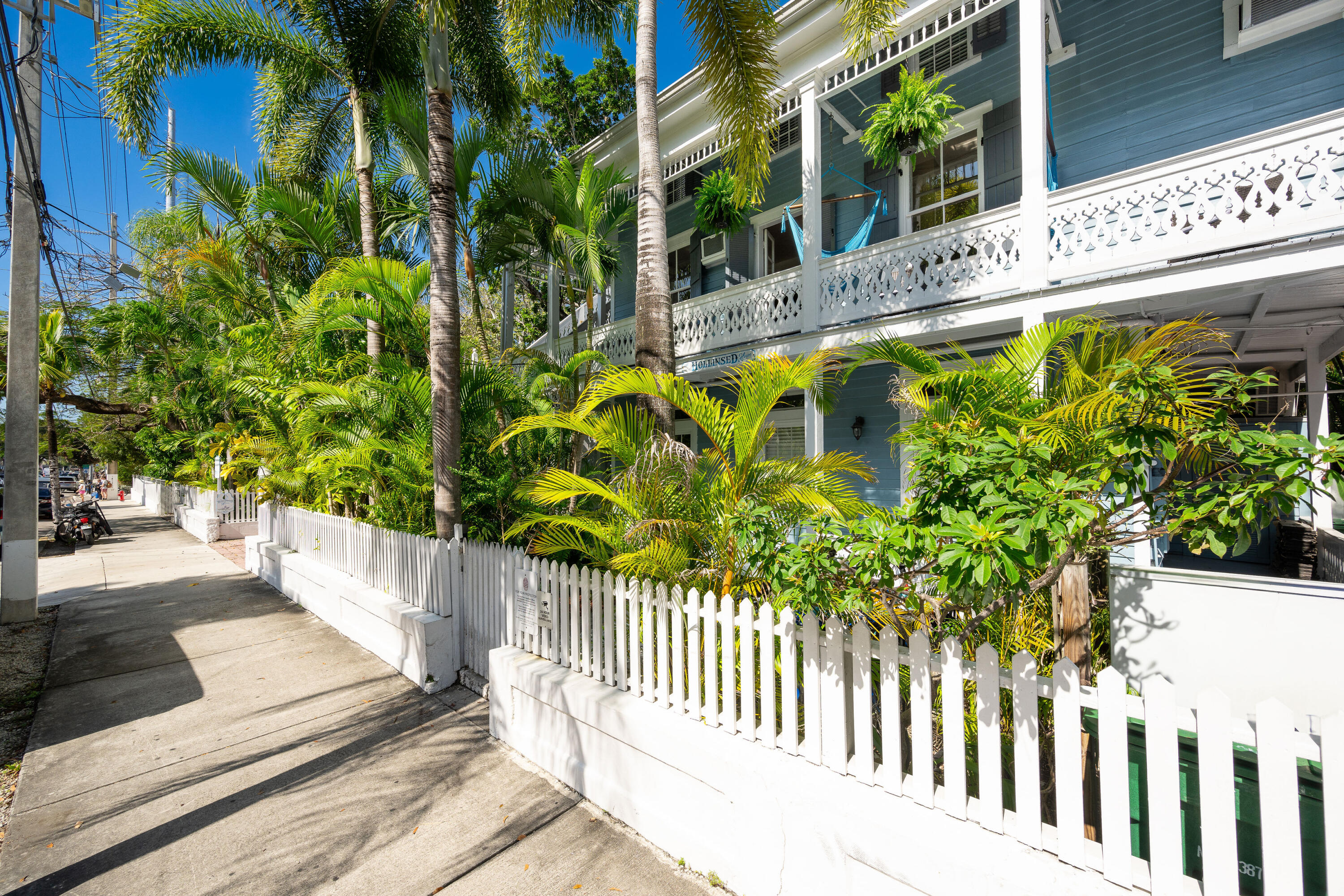 611 Southard Street Unit: 3