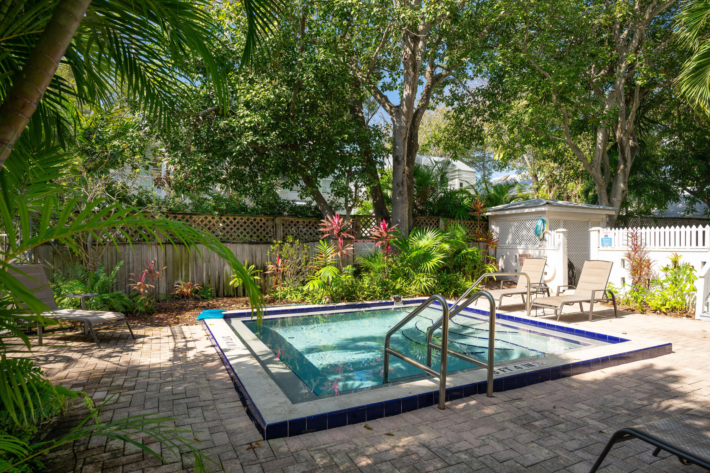 611 Southard Street Unit: 3