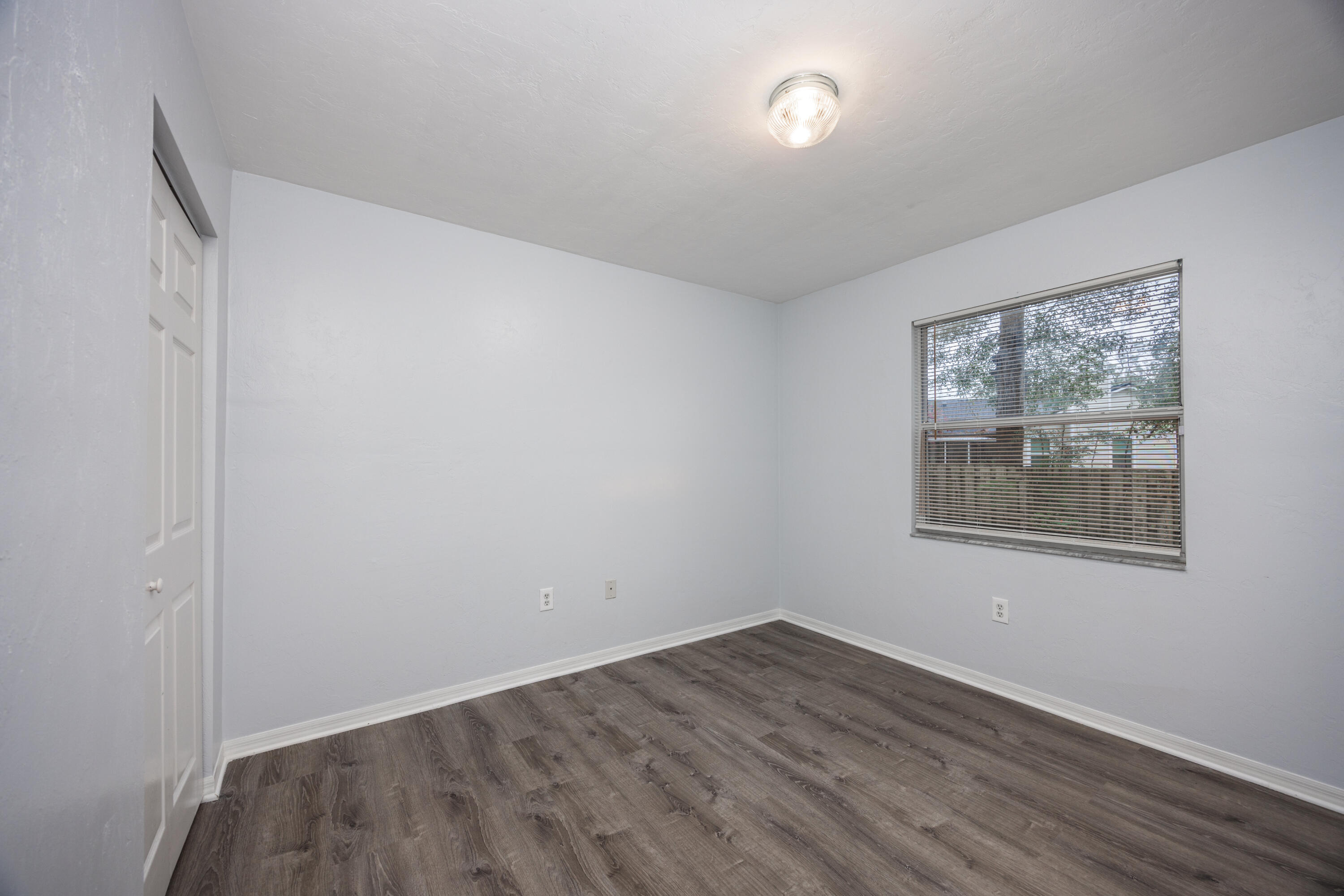1620 NW 89th Terrace